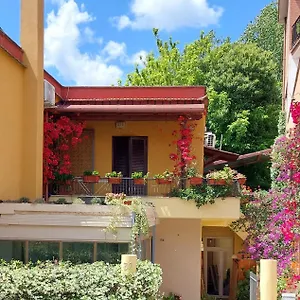 carla-house-beautiful-apartment-on-the-cassia.it-romehotels.com/